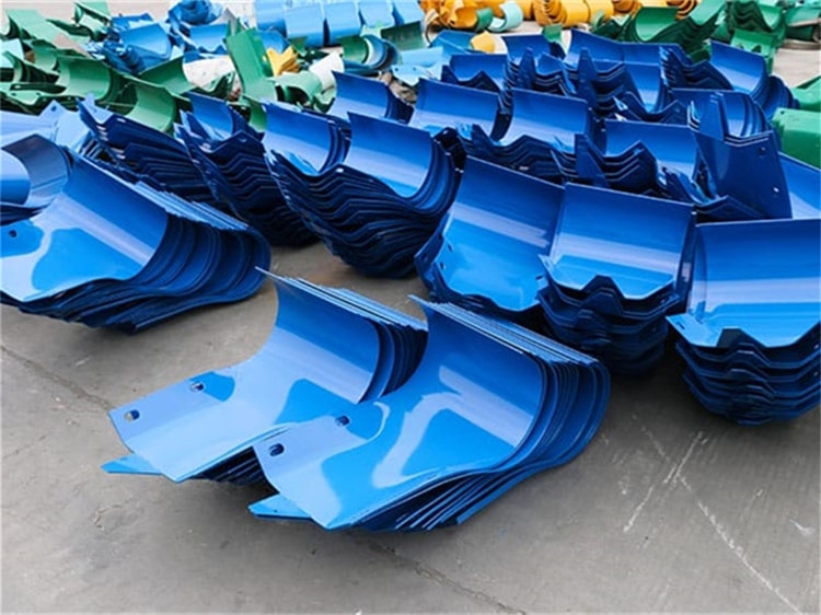 護(hù)欄板端頭